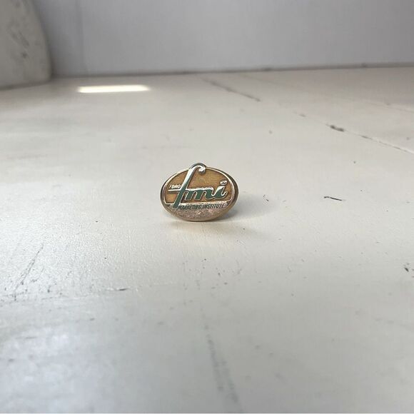 Vintage 10K Gold Filled FMI Marketing Institute Tie Tack - Picture 1 of 4